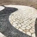 江苏 黄金麻冰裂纹地铺石工地铺装案例