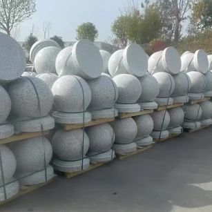 江苏 白麻花岗岩石材圆球，石球，挡车球，隔离球，景观石球，风水球等