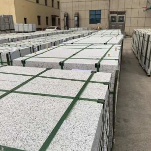 江苏 白麻花岗岩5.0公分荔枝面地铺石