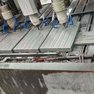 江苏 芝麻白花岗岩荔枝面盲道雕刻