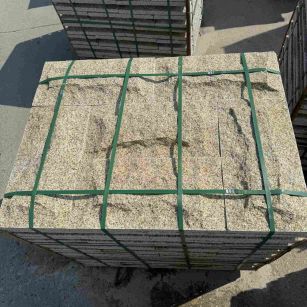 江苏 黄金麻花岗岩石材自然面蘑菇石成品