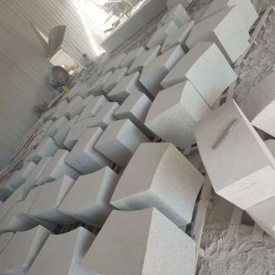 江苏 白麻花岗岩异形坐凳