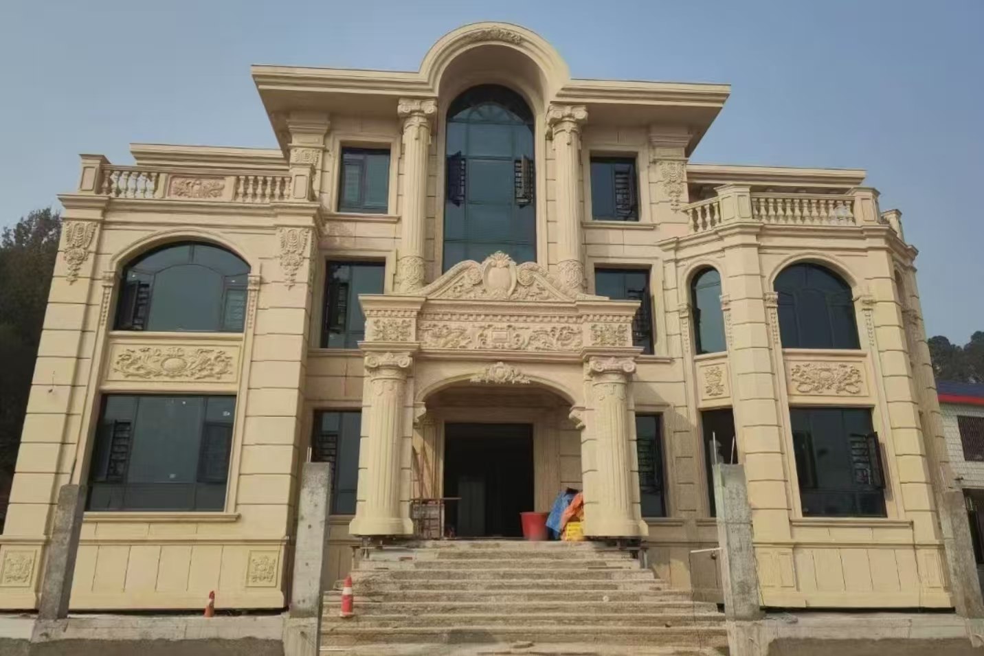 江苏 黄金麻花岗岩别墅外墙干挂