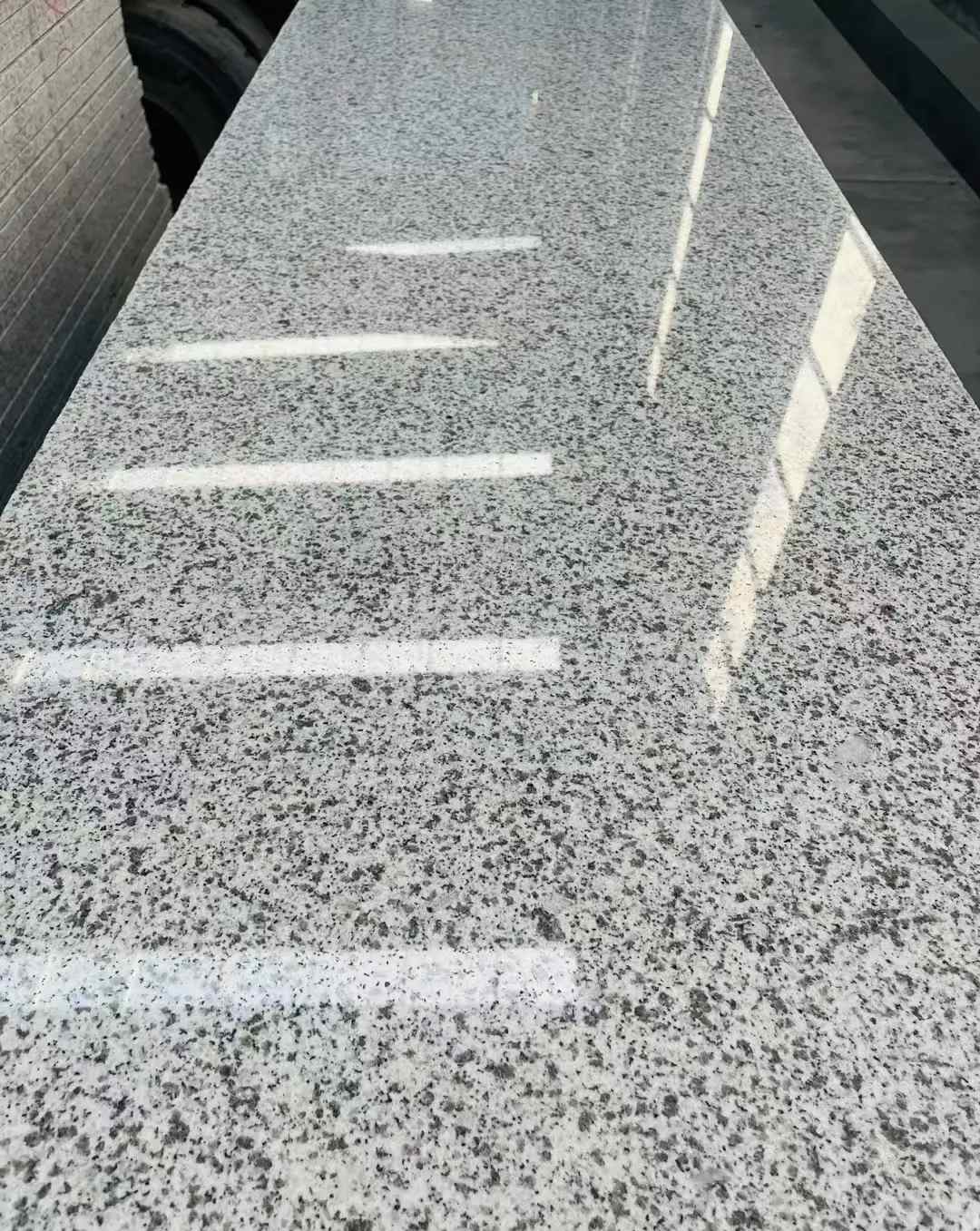 江苏 白麻花岗岩光面毛板