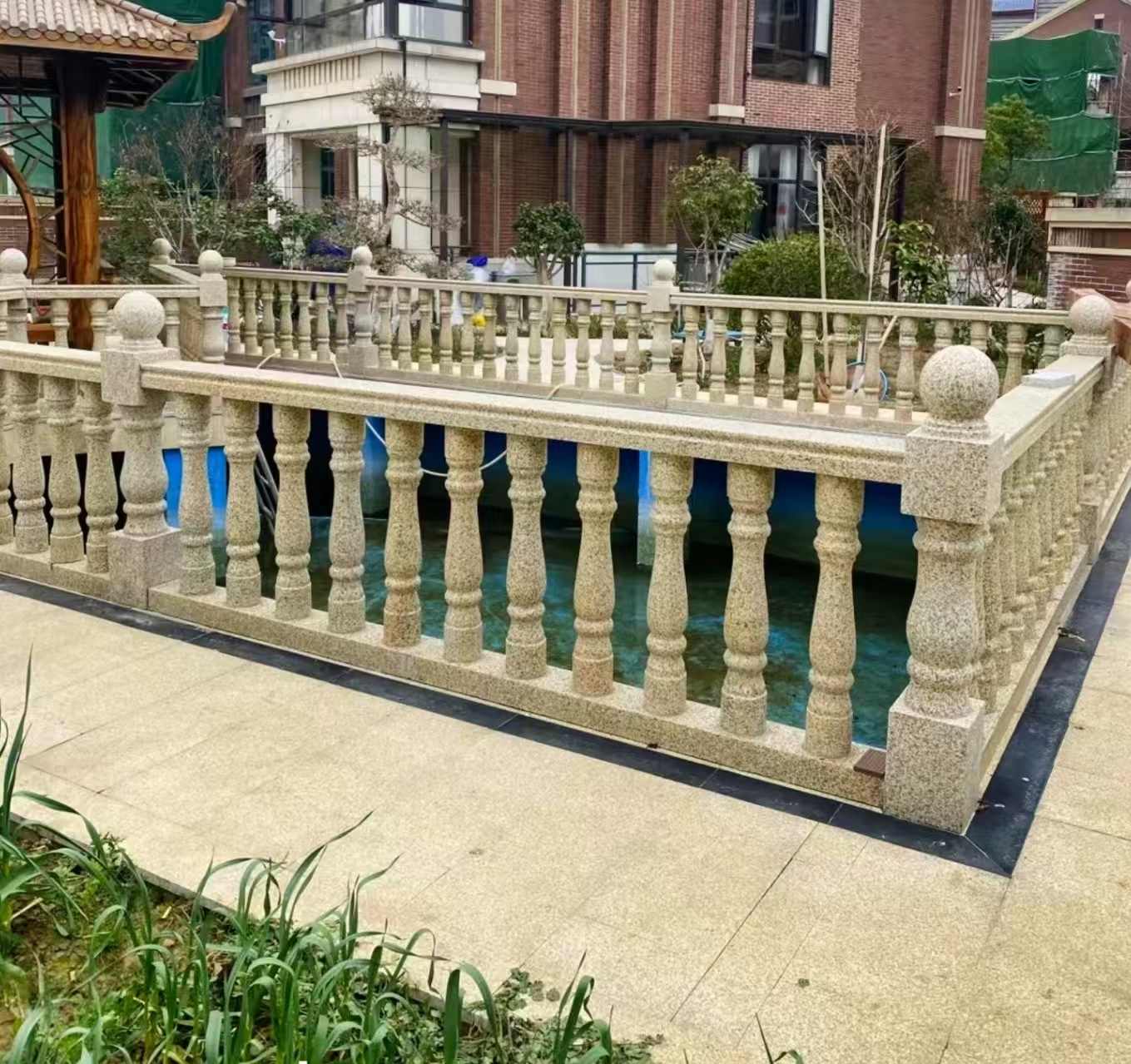 江苏黄金麻花岗岩石材栏杆，扶手，将军柱，花瓶柱